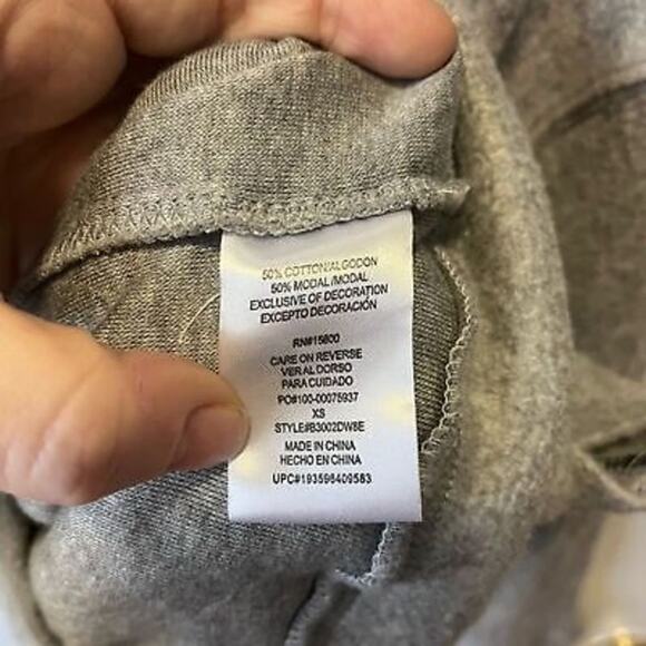 NWT Democracy Gray SOFT & Cozy Zip Up Hooded Sweater Size XS - Picture 5 of 9